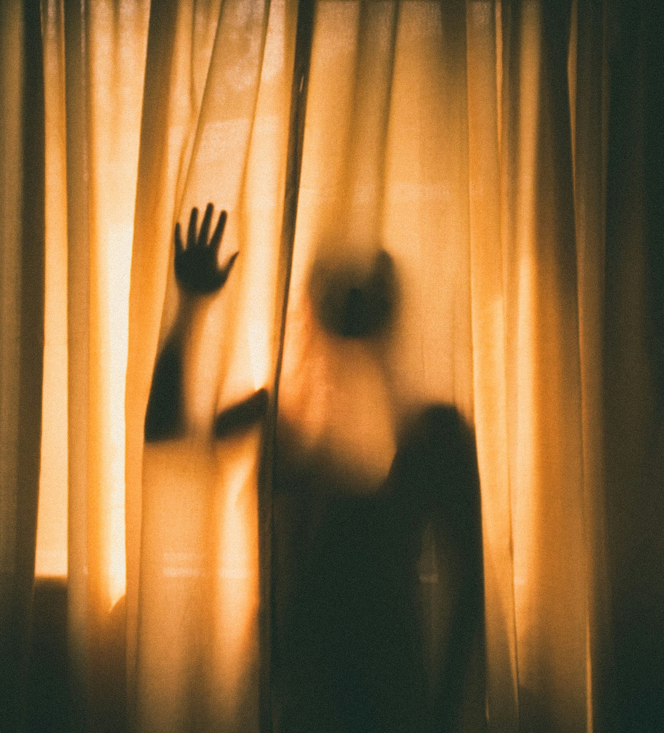 darkness-WDH9IjCJR0k-unsplash